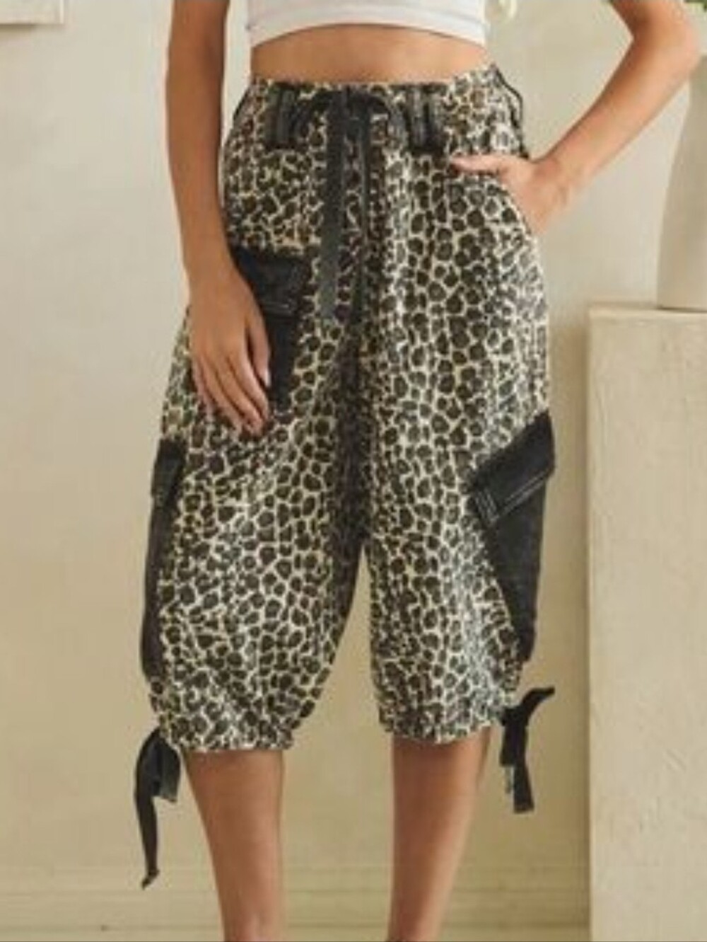 Oli & Hali LeopardCargo Capri Pants